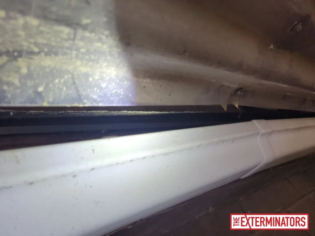 peterborough soffit gap opening inspection 03 peterborough soffit gap opening inspection 03